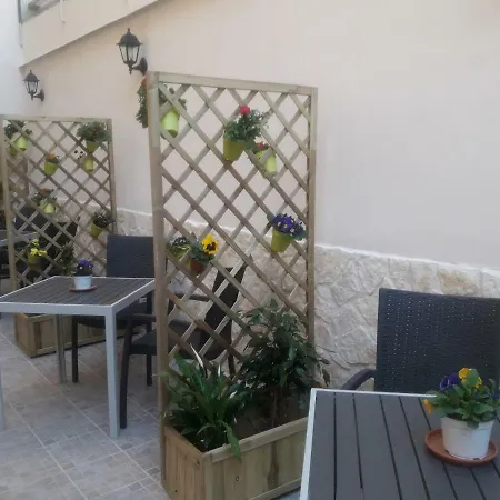 Sole Mio & Breakfast 4*